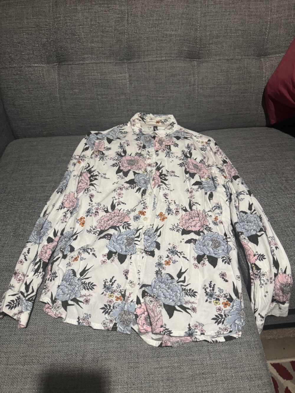 H&M floral button up